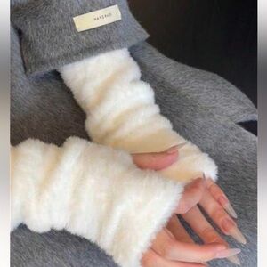 1 Pair Thermal Lined Sleeve Cuffs